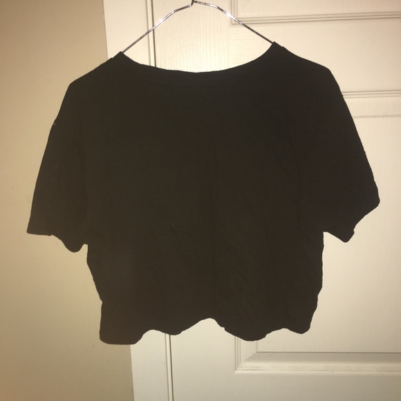 Urban Planet Graphic Cropped Tee - Picture 2 of 2